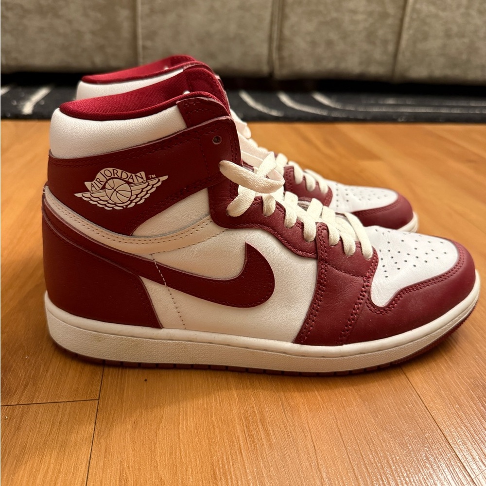 Jordan 1 Retro High OG Artisanal Team Red
